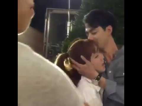 Jo In Sung and Gong Hyo Jin peeking and romantic moments on #itsokaythatslove