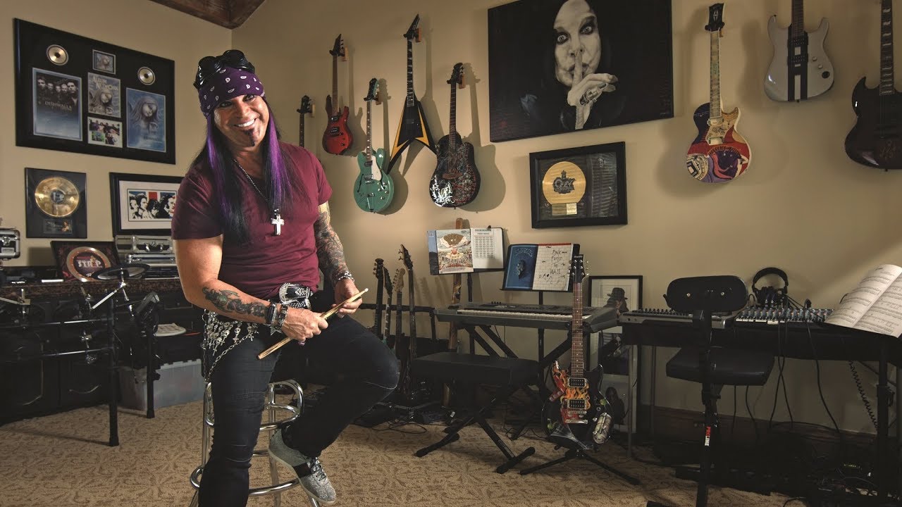 Michael Godard: Rock Star of the Art World