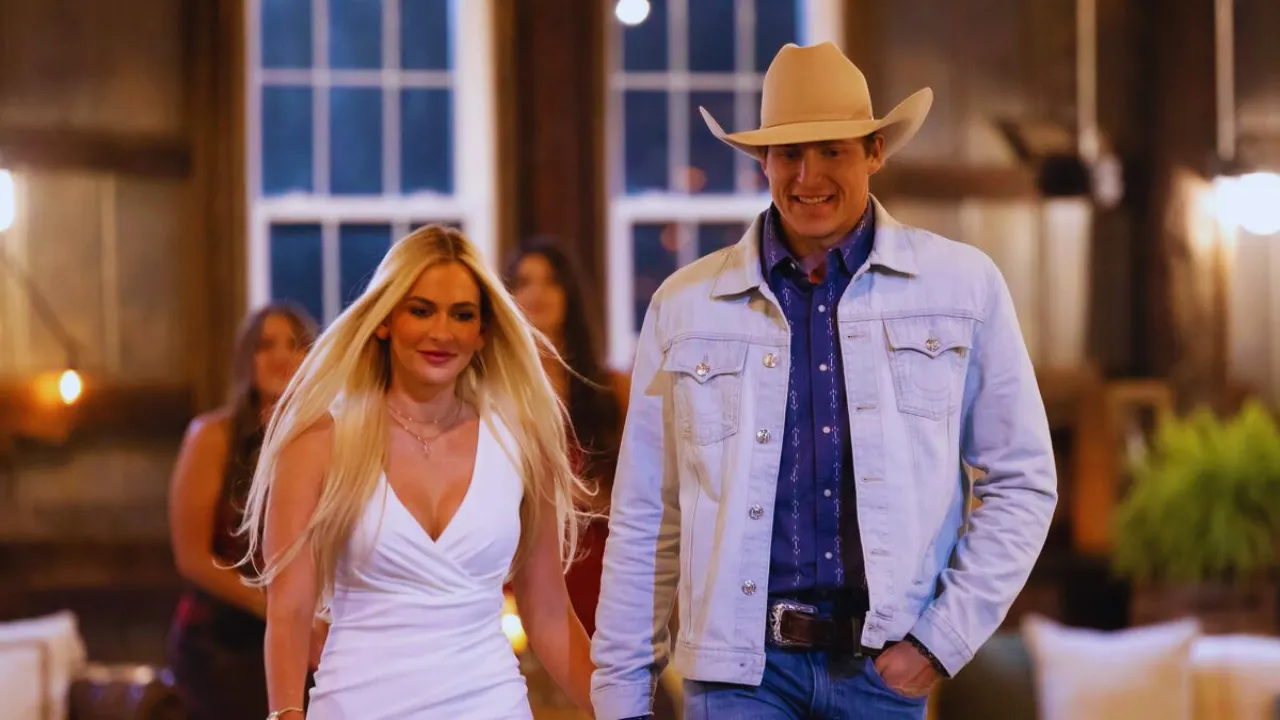 Colton Hendricks and Zoe Green walk in together during finale.